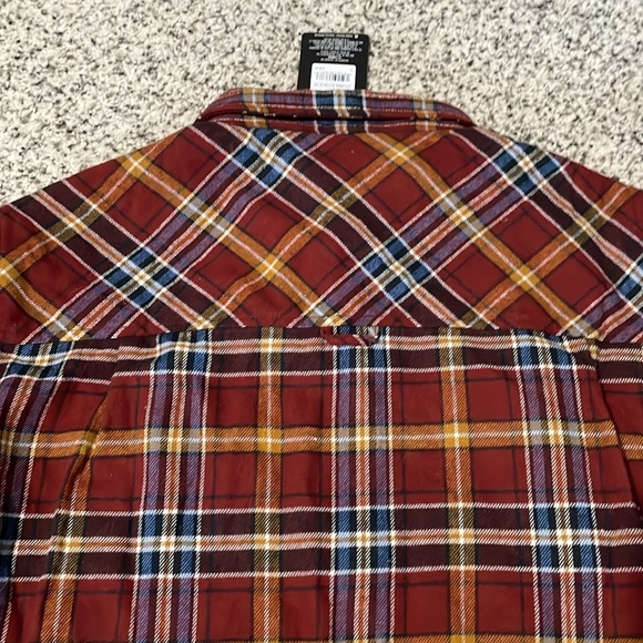 Hurley Red and Yellow Casual Button Down Shirt - Picture 8 of 8